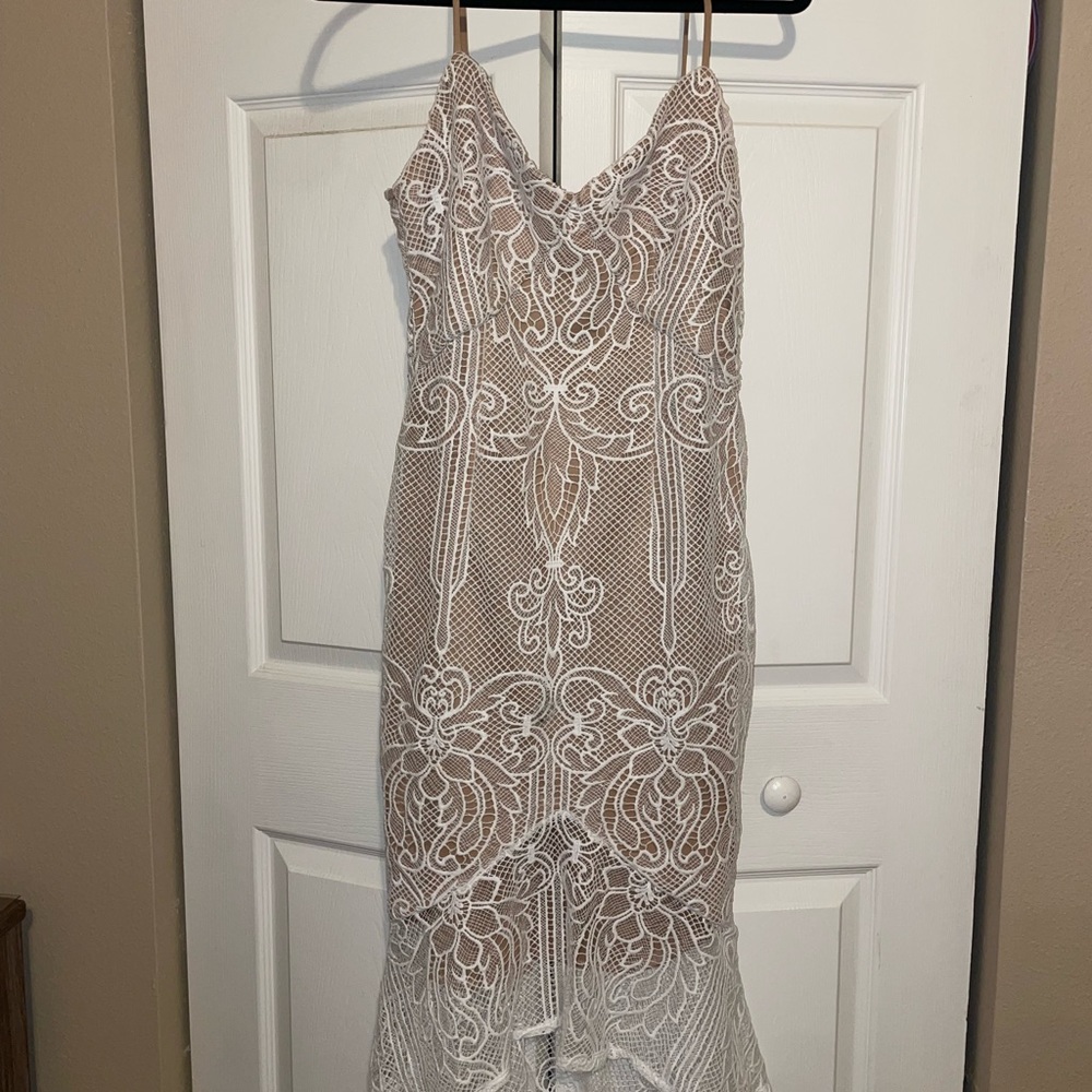 Windsor Size Large Bridal shower dress